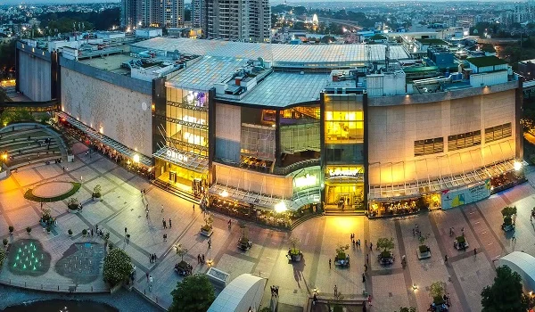 Featured Image of Orion Avenue Mall